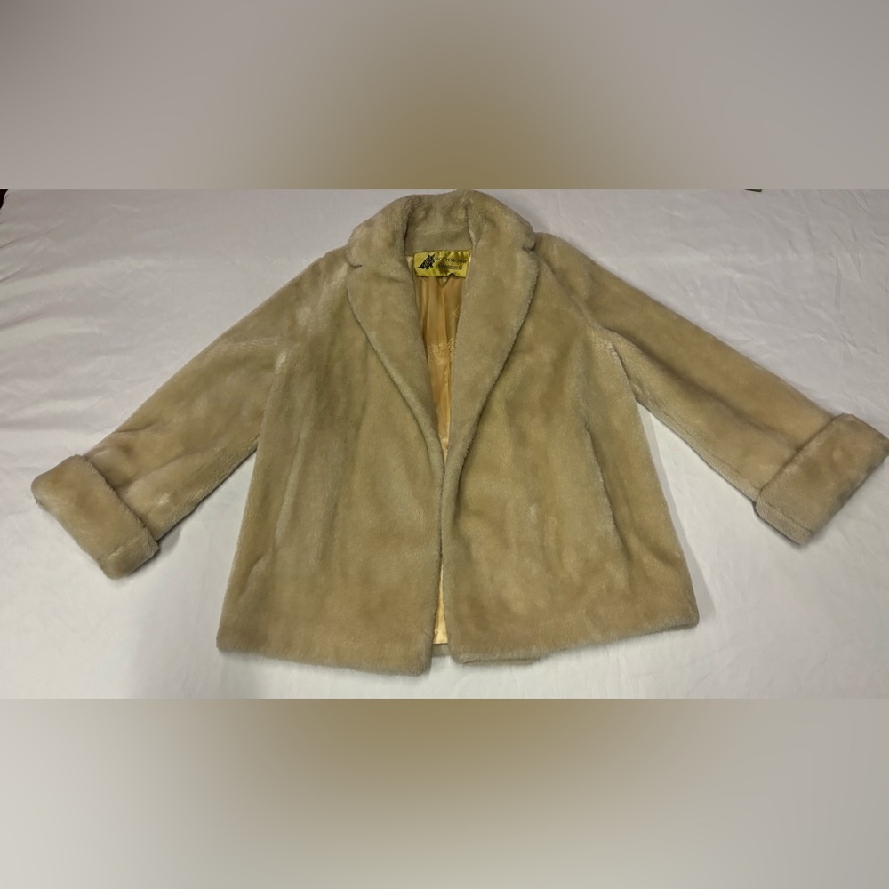 Vintage Rothmoor Women’s XL Mob Wife Faux Fur Beige Shawl Collar Winter Coat